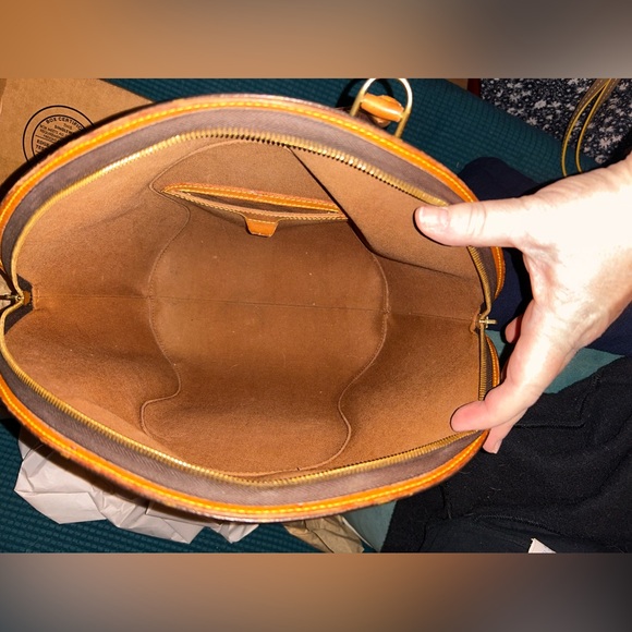 Comes with COA Louis Vuitton Ellipse MM pre loved - Picture 3 of 14